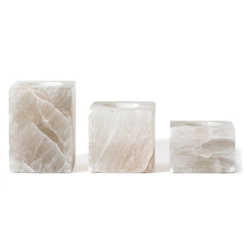 Candle Holder with Sugar Rock and Aromatherapy Design